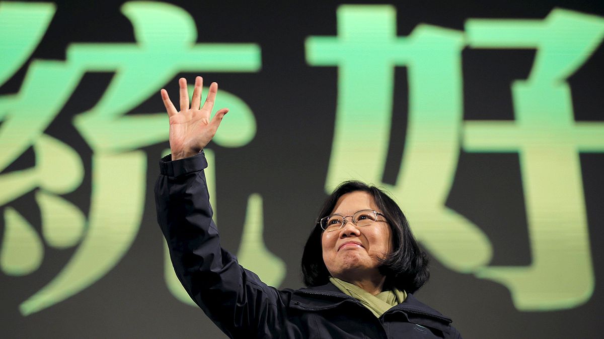 Nova presidente de Taiwan compromete-se a manter relações pacíficas com a China