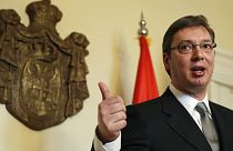 Sérvia: Primeiro-ministro quer eleições antecipadas em nome da União Europeia