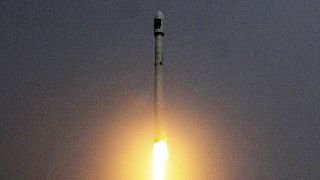 Un cohete "reutilizable" de Space X estalla durante su aterrizaje en una plataforma marina