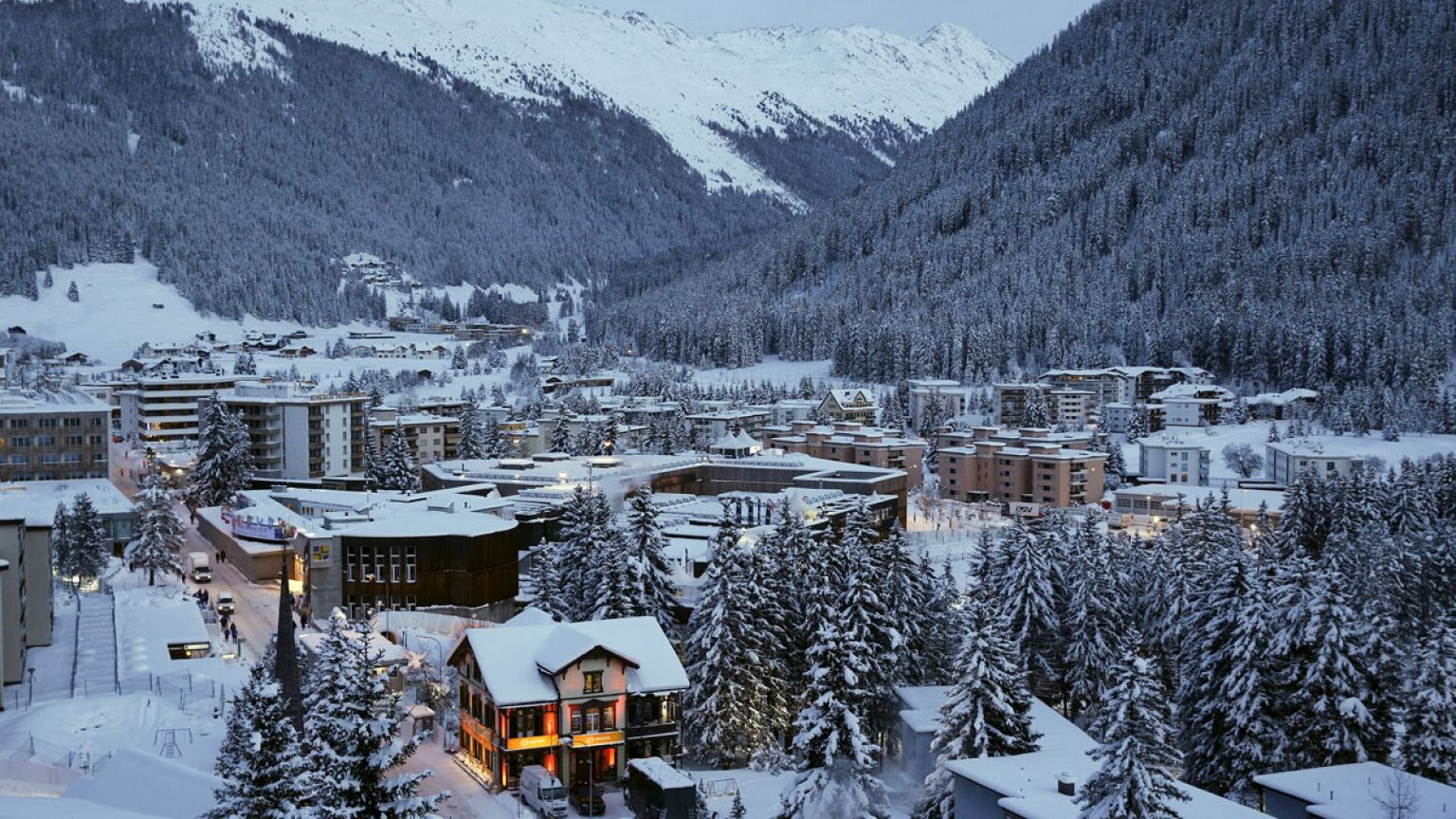 [Live] Robots, terrorism and inequality: leaders discuss world issues at Davos