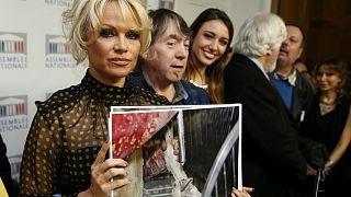 Pamel Anderson in Francia contro i produttori di foie gras