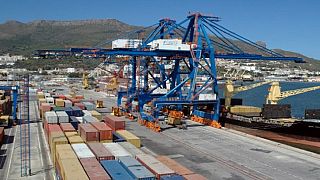 Algérie : un prêt chinois de 3,3 milliards de dollars pour le port d'El Hamdania