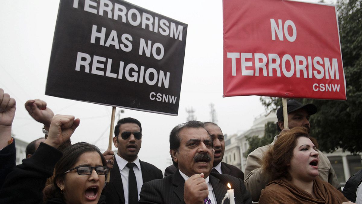 اعتراض دانشگاهیان و گروههای مدنی پاکستان به ناتوانی دولت در تامین امنیت