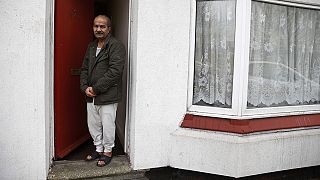 Polémica en Gran Bretaña por las "puertas rojas" de las viviendas de los demandantes de asilo en Middlesbrough