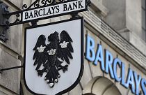 Barclays: απολύσεις, λουκέτα και περικοπή μπόνους