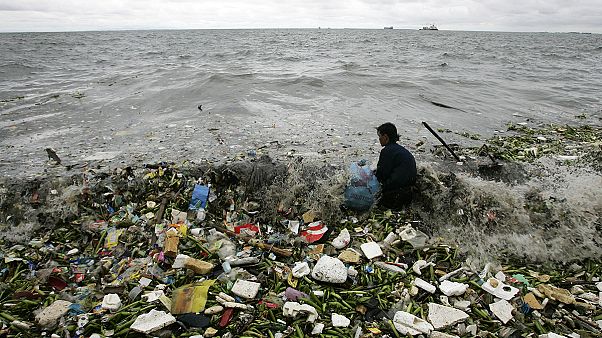 Davos: en 2050 habrá un volumen de plástico en el mar superior al de los peces Davos: en 2050 habrá un volumen de plástico en el mar superior al de los peces