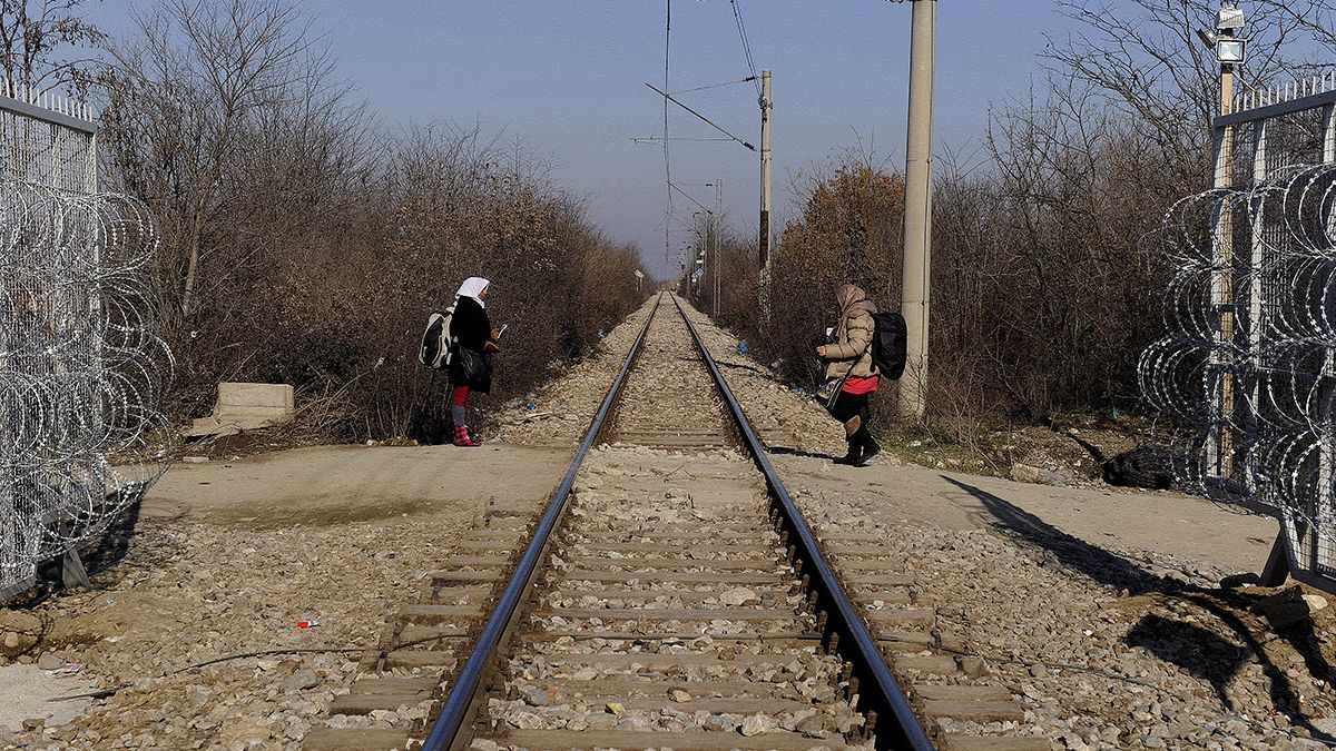 Tras Macedonia, Croacia y Eslovenia dicen que sólo aceptarán a migrantes cuyo destino final sea Alemania o Austria