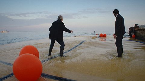 The big bag theory: a cheap and innovative way to transport fresh water