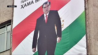 Tajik parliament paves way to life presidency for Imomali Rakhmon