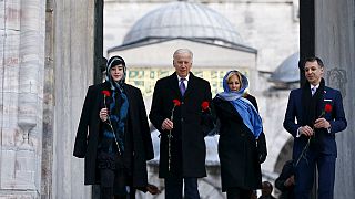 A Istanbul, Joe Biden rend hommage aux touristes tués dans l'attentat