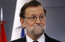 Spagna: rebus governo, Rajoy a Sanchez: "coalizione con Podemos sarebbe un'umiliazione"