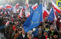 Multitudinarias protestas en Polonia contra la deriva autoritaria del Gobierno