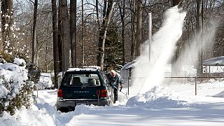 Etats-Unis : lent retour à la normale après la tempête