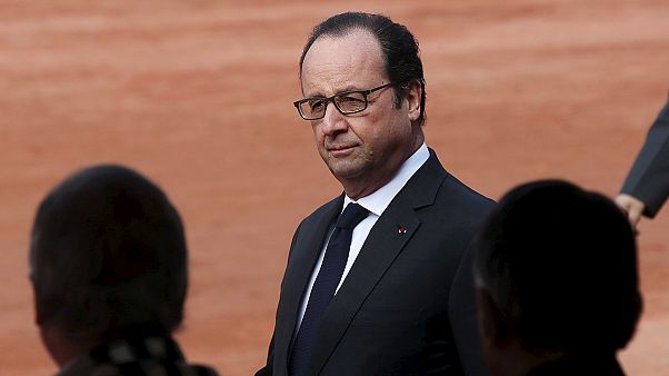 Frankreichs Präsident Hollande: "Uns bringt nichts aus der Bahn" Frankreichs Präsident Hollande: "Uns bringt nichts aus der Bahn"