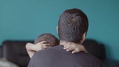Jose, a migrant dad from Honduras trying, and his 3-year-old son Jose Jr