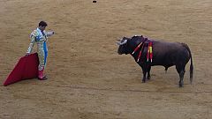 Torero kämpft mit kleiner Tochter auf dem Arm - Empörung
