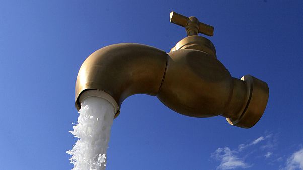 США: еще в одном штате нашли не пригодную для питья воду США: еще в одном штате нашли не пригодную для питья воду