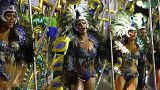 Carnaval já "mexe o bumbum" no Sambódromo do Rio de Janeiro