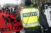 Затверджено законом: у Данії у мігрантів відбиратимуть цінні речі