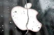 Рынки ждут отчета Apple за "трудный квартал"