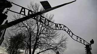 Földi pokolként jellemezték a túlélők Auschwitzot az évfordulón