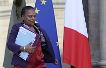 Franciaország: egy távozás margójára