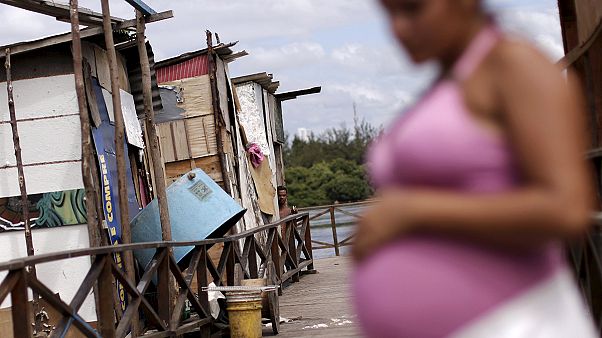 Race to find vaccine, as mosquito-born Zika virus grips Americas Race to find vaccine, as mosquito-born Zika virus grips Americas