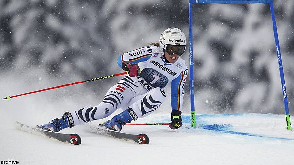 Viktoria Rebensburg gana en Maribor tras las caídas de Vonn y Gut Viktoria Rebensburg gana en Maribor tras las caídas de Vonn y Gut