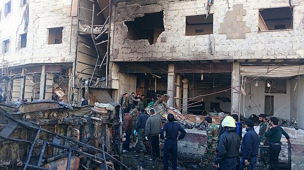 Πολύνεκρη επίθεση στη Δαμασκό - Οι τζιχαντιστές ανέλαβαν την ευθύνη Πολύνεκρη επίθεση στη Δαμασκό - Οι τζιχαντιστές ανέλαβαν την ευθύνη