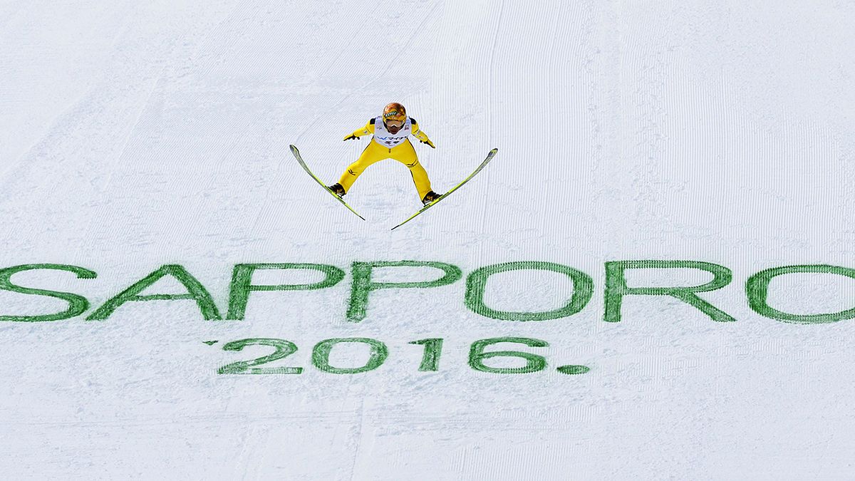 Saltos de esqui: Fannemel venceu no Japão mas quem mais brilhou foi Kasai