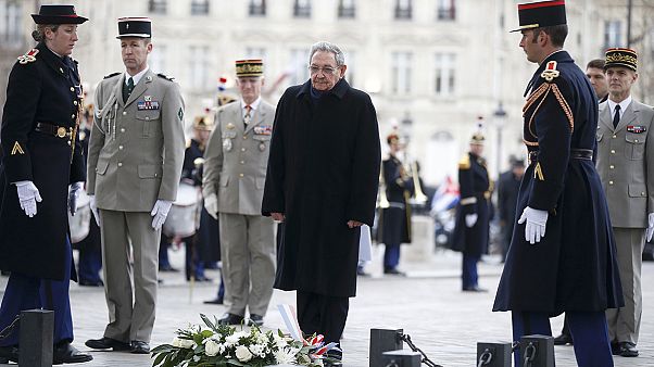 Ιστορική επίσκεψη Ραούλ Κάστρο στο Παρίσι Ιστορική επίσκεψη Ραούλ Κάστρο στο Παρίσι