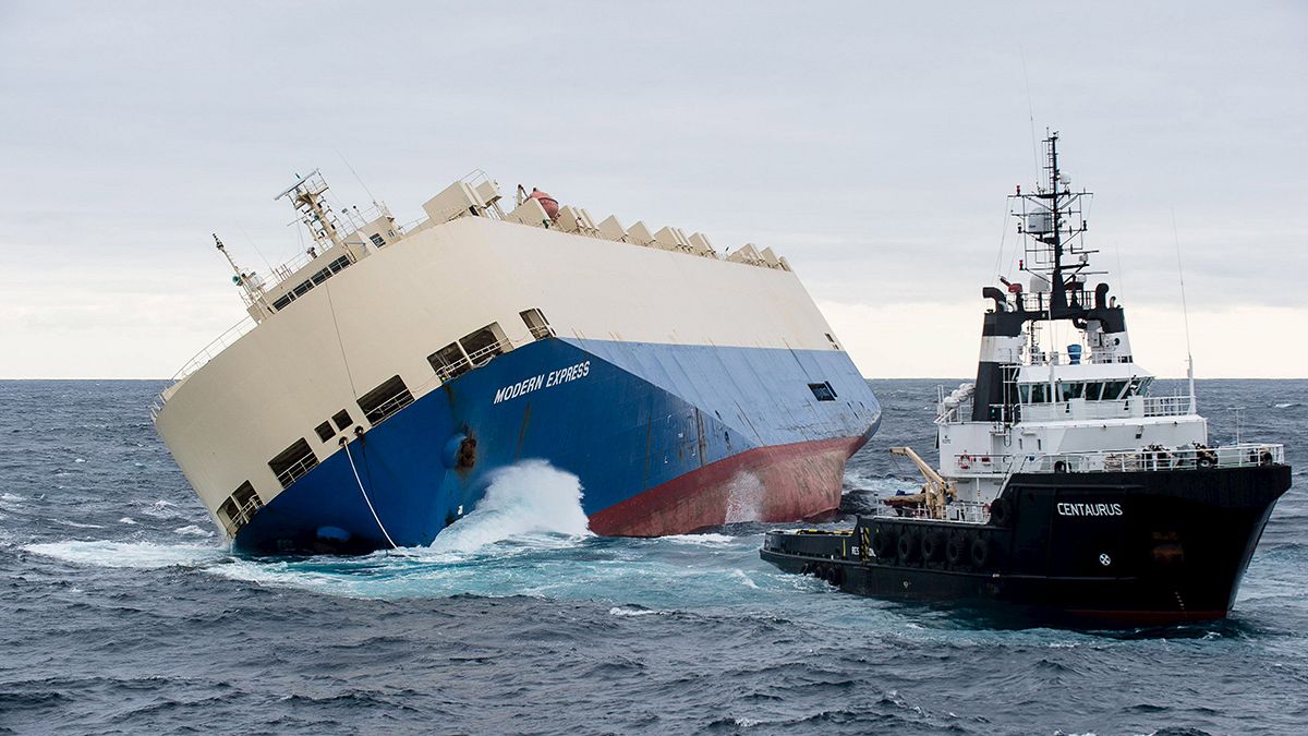 Final bid to salvage drifting cargo ship off French coast