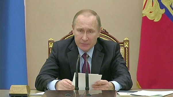 Russia, nuova contrazione in vista. Il Cremlino rilancia le privatizzazioni Russia, nuova contrazione in vista. Il Cremlino rilancia le privatizzazioni