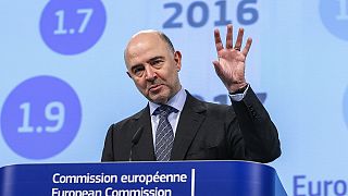 Comissão prevê crescimento moderado da economia europeia em 2016