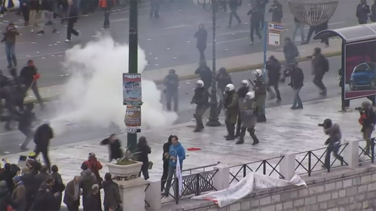 Violência nas manifestações em Atenas