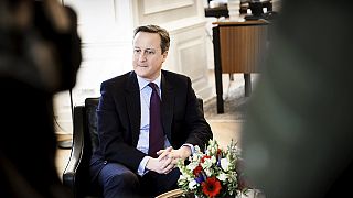 Cameron procura apoios na Europa