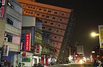 Ισχυρός σεισμός στην Ταϊβάν - Πολλά κτίρια έχουν καταρρεύσει