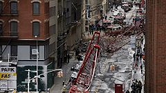 New York: Riesiger Kran stürzt bei starkem Wind um; ein Toter