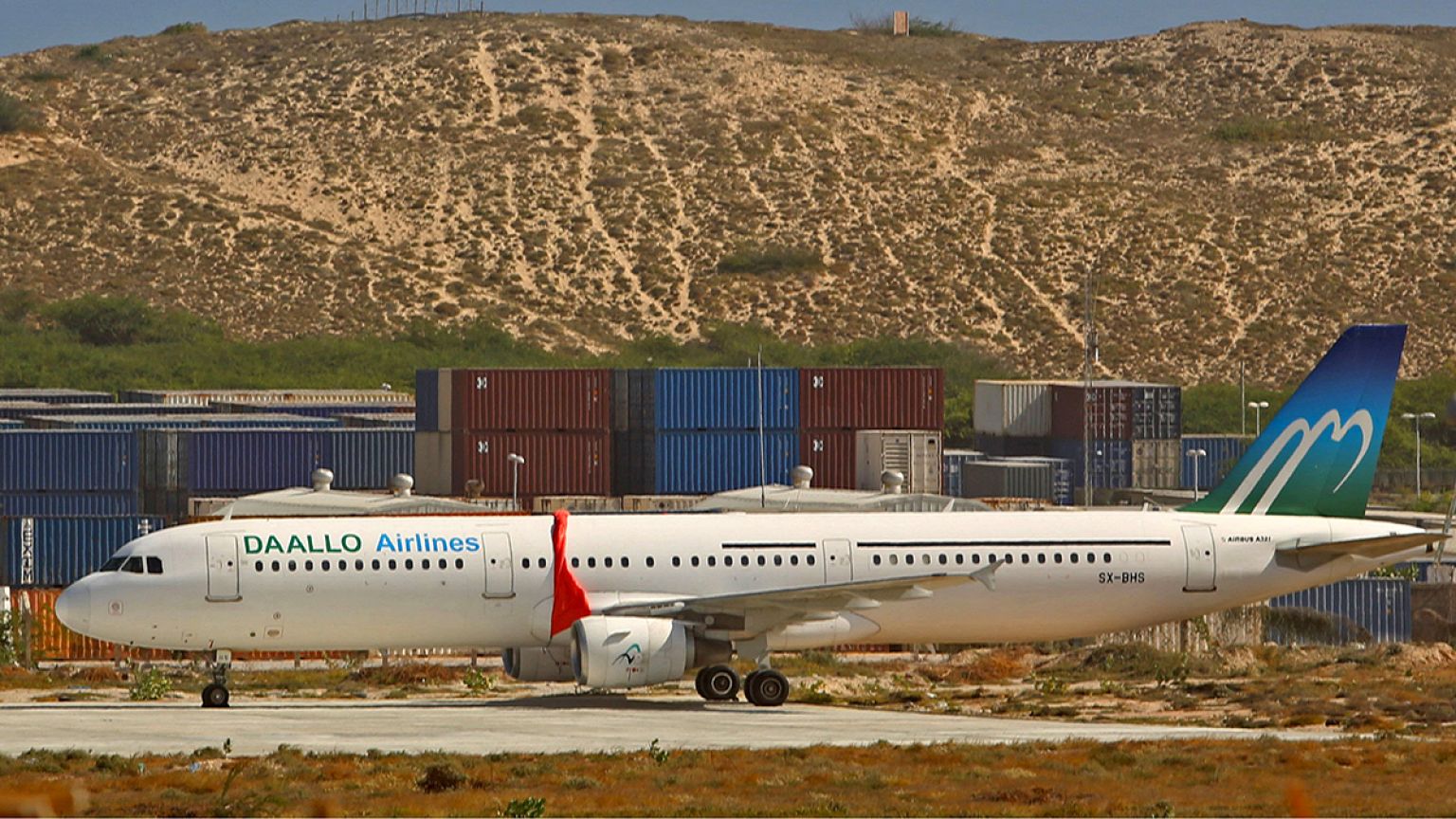 Une bombe a bien explosé à bord d'un avion de ligne somalien mardi