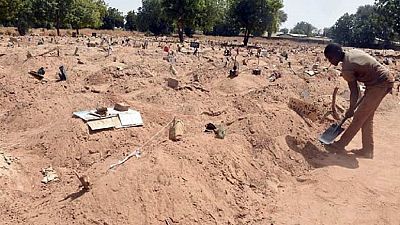 Nigeria : le difficile travail des fossoyeurs de Maiduguri