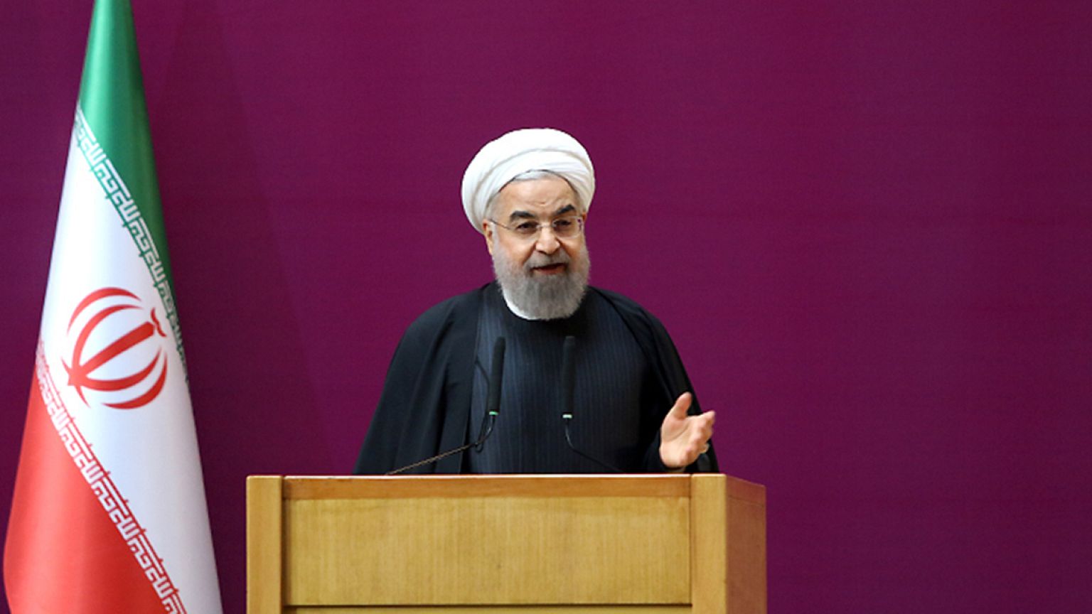 روحانی: بین «نفع کم» و «ضرر حتمی»، «نفع کم» را انتخاب کنیم