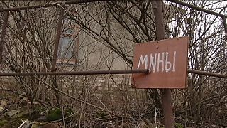 Ucrânia: Syze, uma vila cercada por minas antipessoais