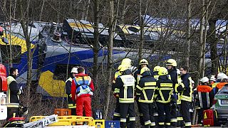 Collision ferroviaire : neuf morts, de nombreux blessés et deux disparus