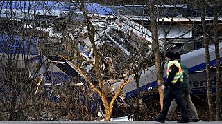 Disastro ferroviairo in Baviera. Errore umano la possibile causa, ma la polizia ancora non conferma