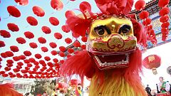 China macht Betriebsferien, Indien weist Facebook zurecht