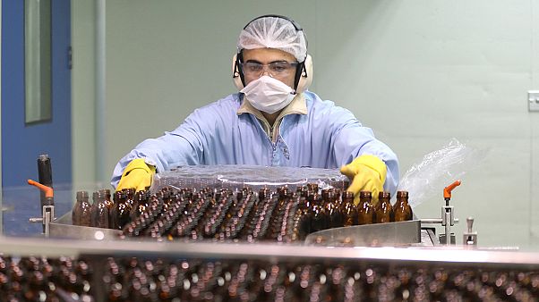 Os medicamento que compra são contrafeitos? Os medicamento que compra são contrafeitos?