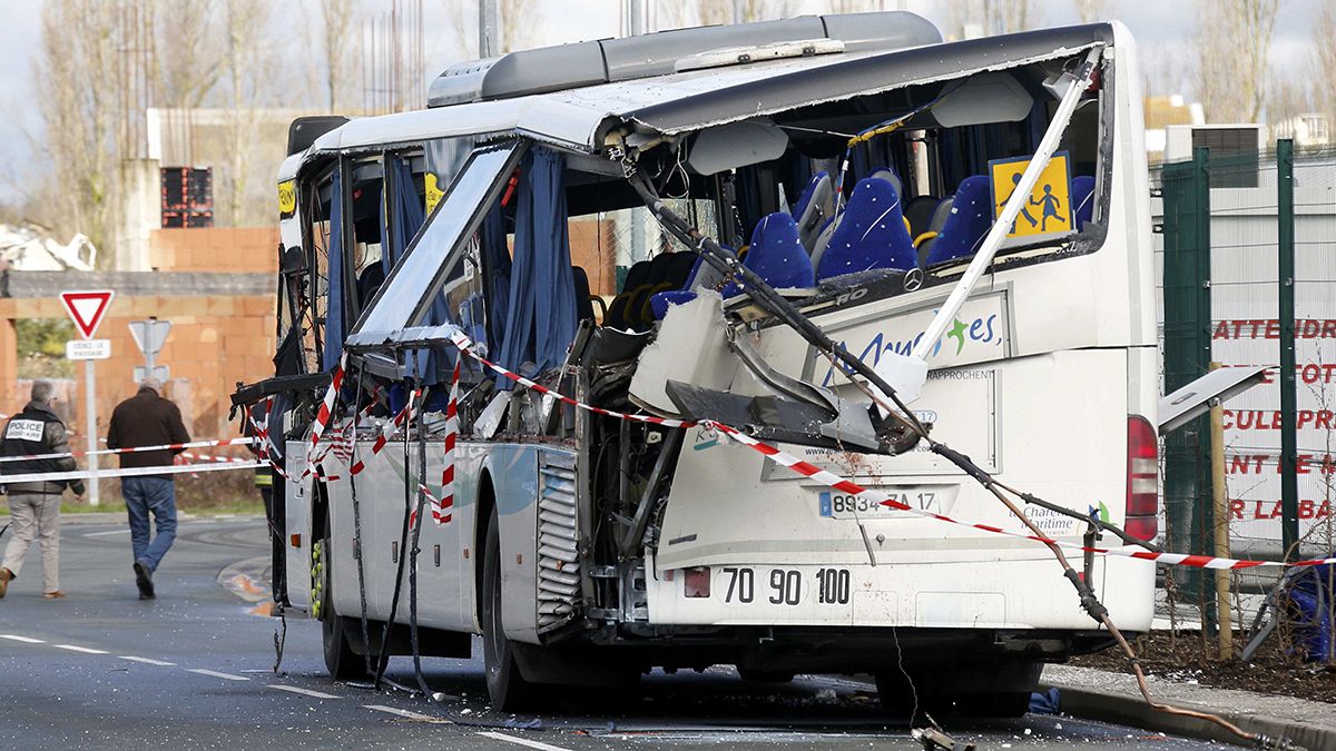 Francia: ocho menores muertos en dos accidentes de autobuses escolares en dos días