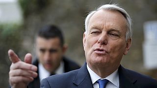 Hollande presenta nuevo gabinete y recupera a Ayrault como ministro de Exteriores