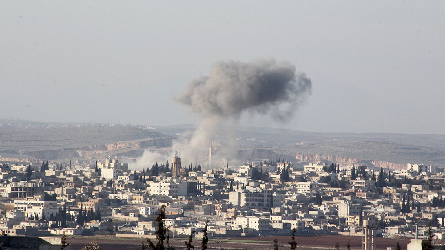 Russian aircraft strike 'extremist' targets in Syria's Aleppo province