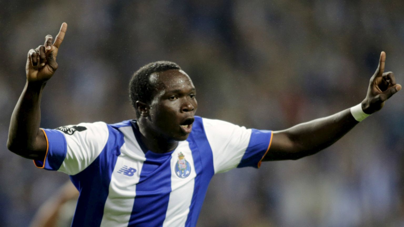 Liga Portuguesa, J22: FC Porto "derruba" Benfica na Luz, Sporting retoma poleiro